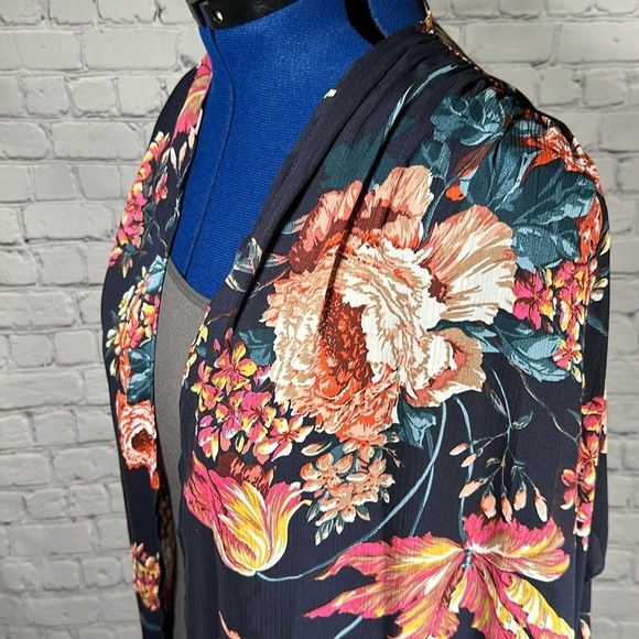 Umgee Floral Spring Bloom Cocoon Kimono Long Cardigan Wrap oversized Navy sz M/L - Picture 6 of 16
